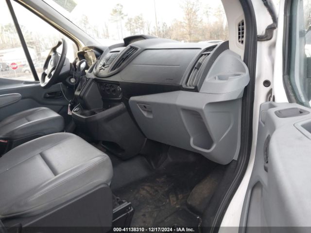 1FTBW3XMXJKA31067 Ford Transit-350