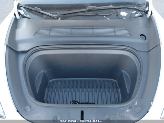 2022 TESLA MODEL Y 7SAYGDEF4NF517509 Photo 9
