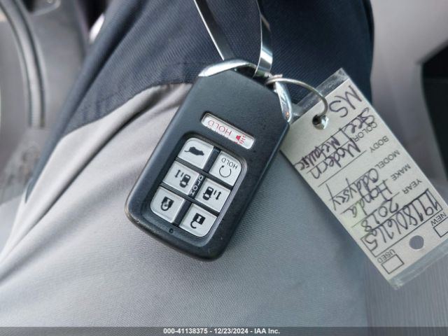 5FNRL6H58JB098473 Honda ODYSSEY EX