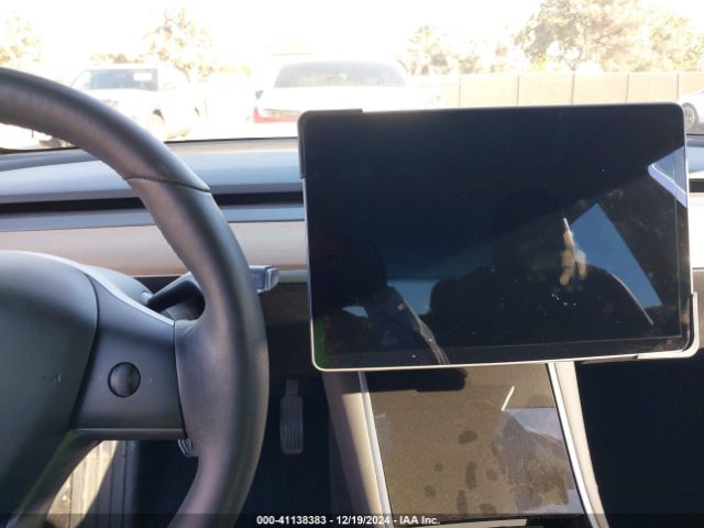 5YJ3E1EB3KF406552 Tesla Model 3 Long Range/performance