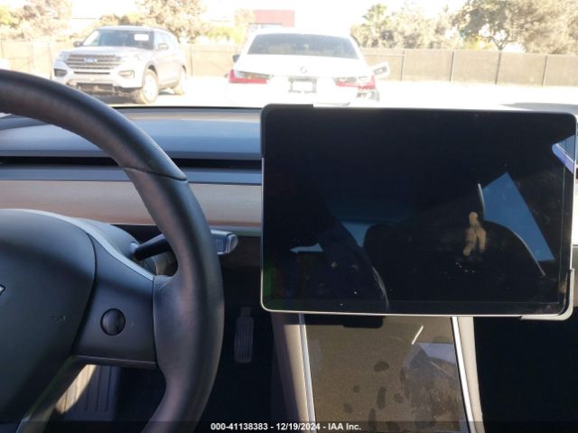 5YJ3E1EB3KF406552 Tesla Model 3 Long Range/performance