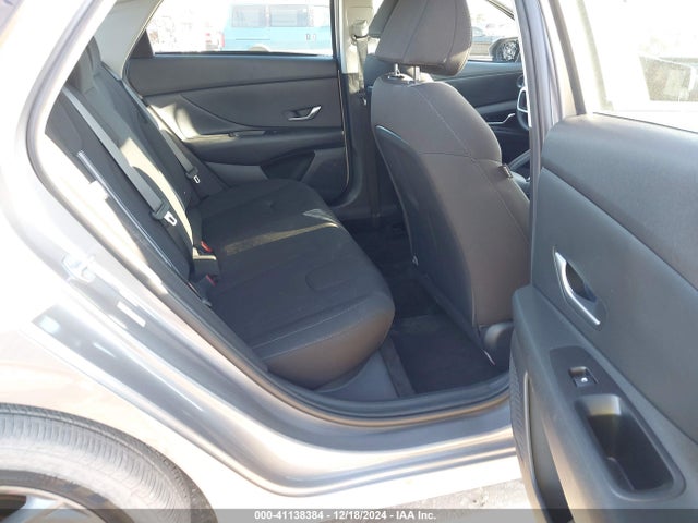 KMHLM4DGXRU753682 Hyundai ELANTRA SEL