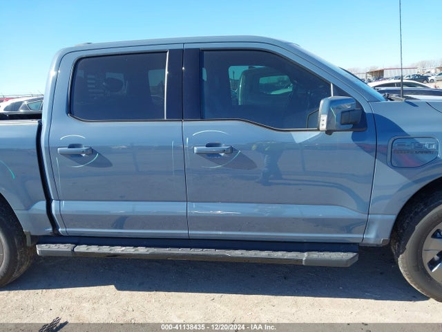 Ford F-150 Lightning Lariat 2023 1FT6W1EV4PWG14074 Image 13