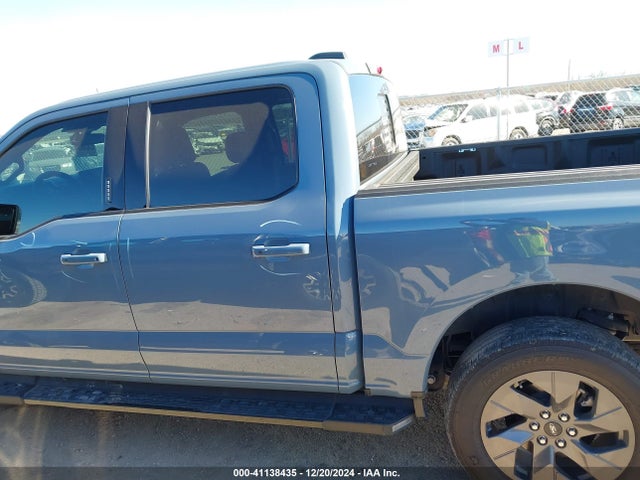 Ford F-150 Lightning Lariat 2023 1FT6W1EV4PWG14074 Image 14