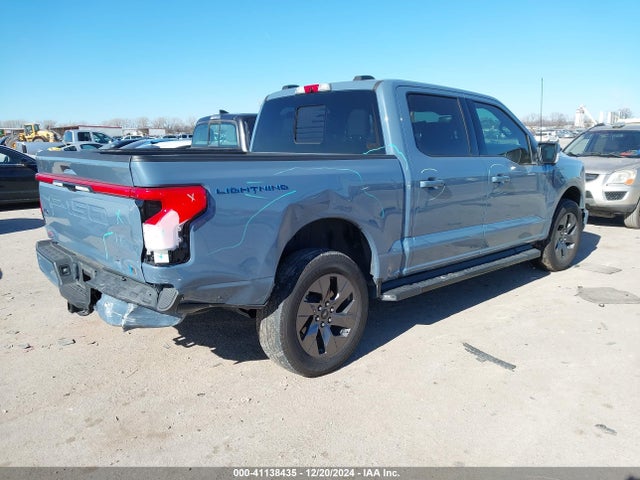 Ford F-150 Lightning Lariat 2023 1FT6W1EV4PWG14074 Image 4