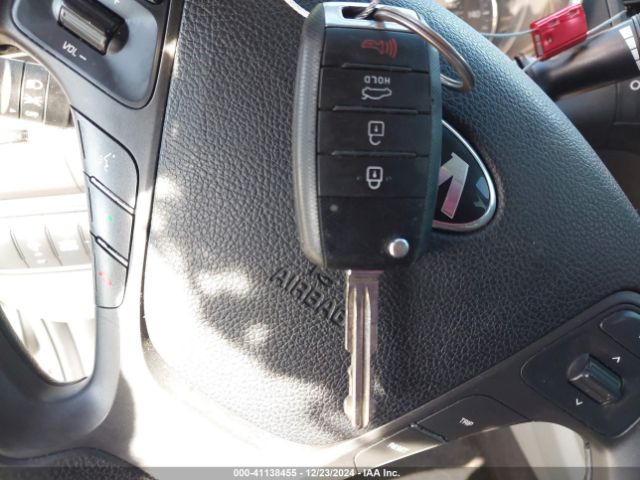 KNAFK4A65G5535656 KIA FORTE LX