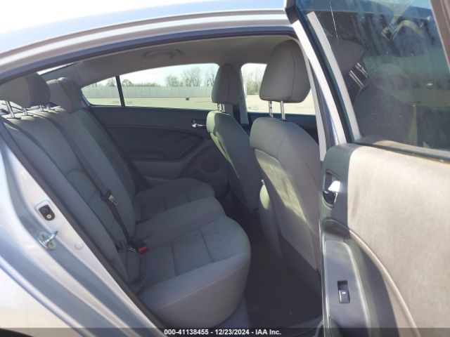 KNAFK4A65G5535656 KIA FORTE LX