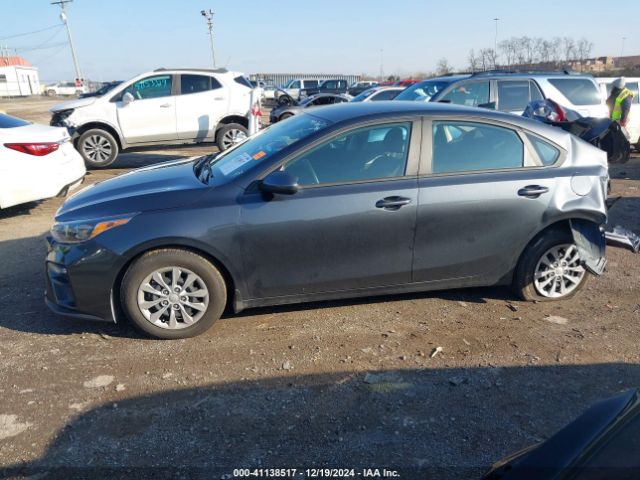 3KPF24AD6ME407184 KIA FORTE FE