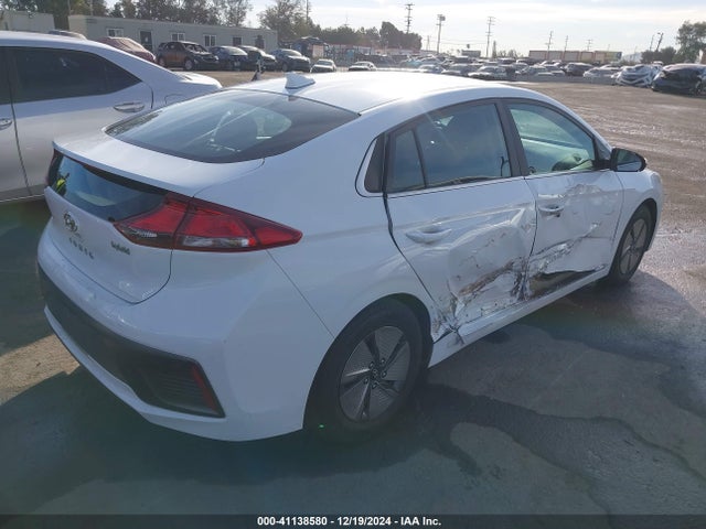 KMHC75LC4NU282733 Hyundai Ioniq Hybrid Se