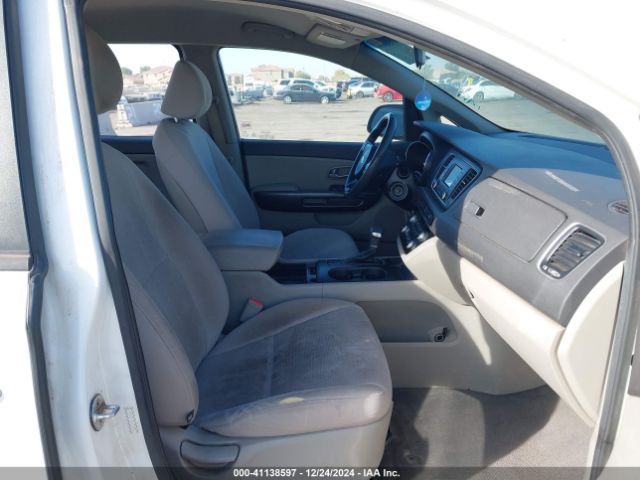 KNDMA5C14H6278702 KIA Sedona L