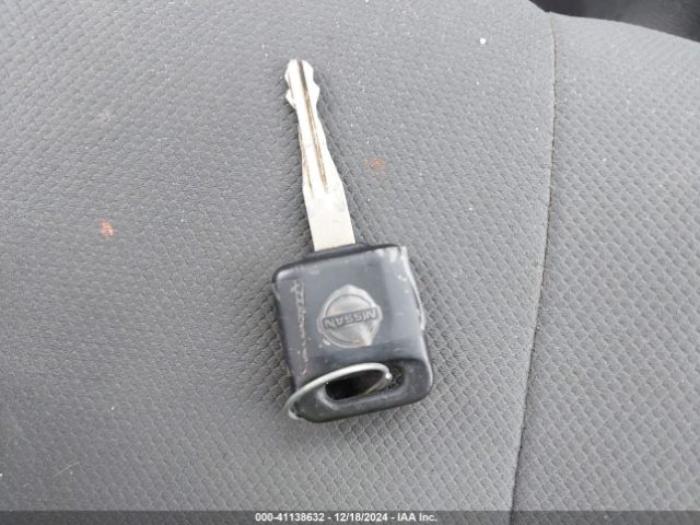 3N6CM0KN9KK696408 Nissan Nv200 S