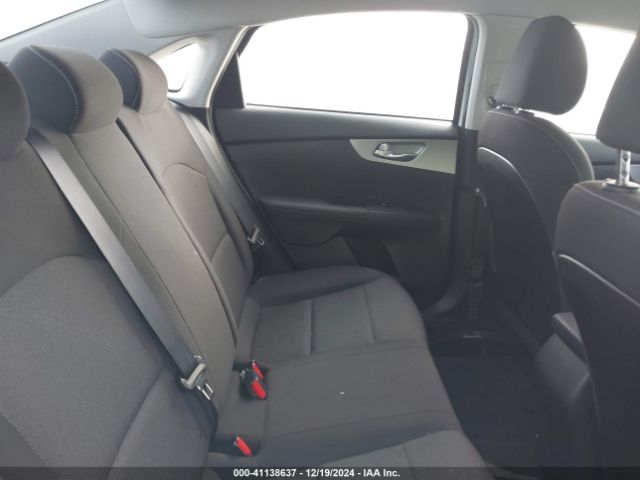 3KPF24AD1NE474373 KIA Forte Lxs