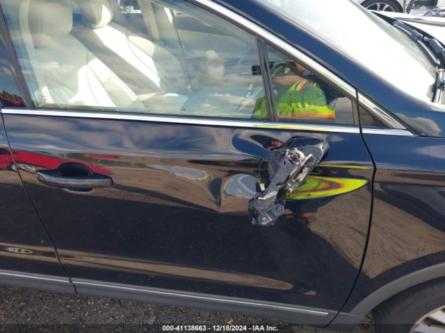 5LMCJ1C95KUL50464 Lincoln Mkc Standard