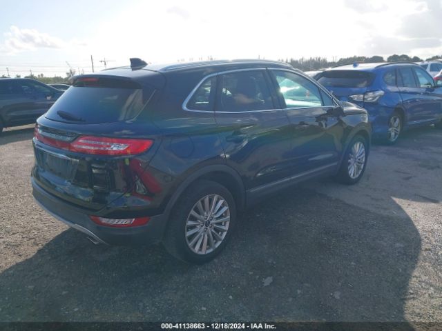 5LMCJ1C95KUL50464 Lincoln Mkc Standard