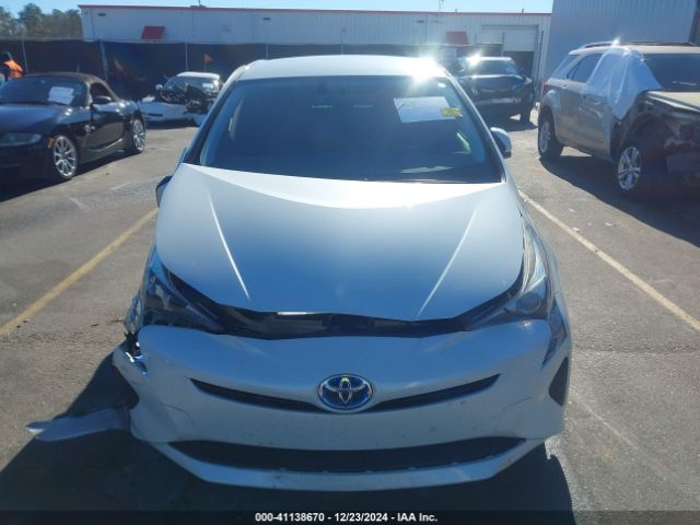 JTDKARFU3G3010339 Toyota Prius Three