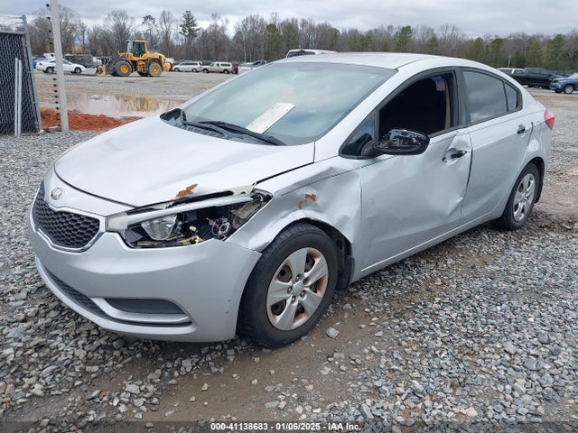 KIA FORTE LX 2016 KNAFK4A67G5604170 Image 2