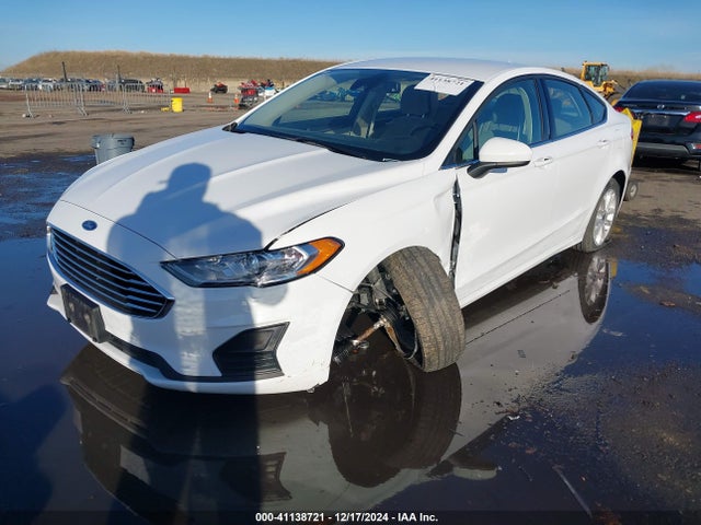 Ford FUSION SE 2020 3FA6P0HD4LR172099 Image 2