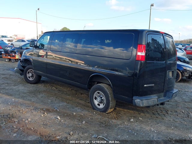 1GAZGPFGXL1117480 Chevrolet Express Passenger Rwd 3500 Extended Wheelbase Lt