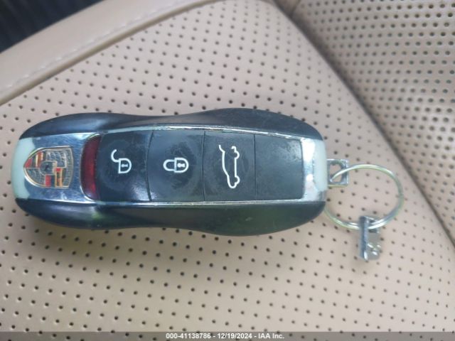 2016 PORSCHE CAYENNE WP1AA2A28GKA14271 Photo 10