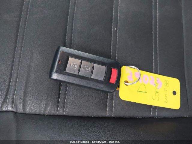 2020 MITSUBISHI OUTLANDER JA4AZ3A39LZ004935 Photo 10