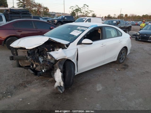 3KPF24AD1PE693739 KIA Forte Lxs