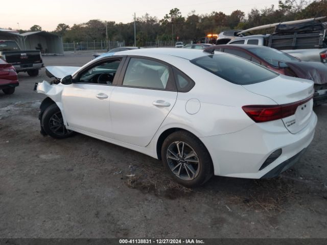 3KPF24AD1PE693739 KIA Forte Lxs