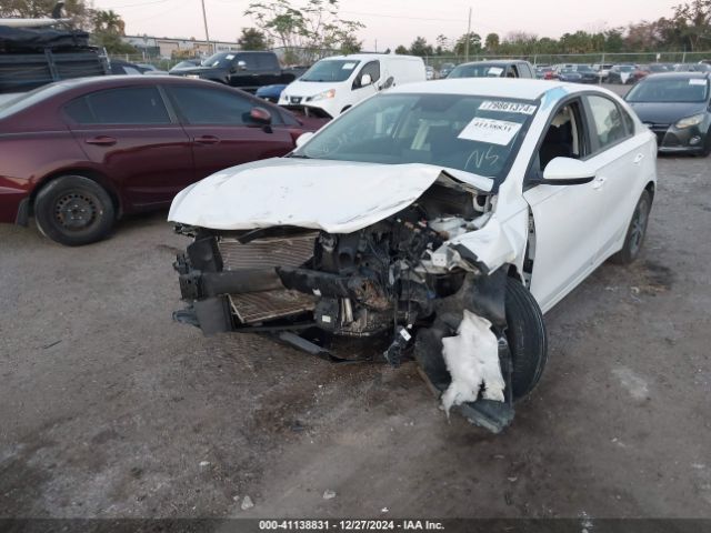 3KPF24AD1PE693739 KIA Forte Lxs