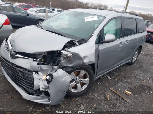 2018 TOYOTA SIENNA 5TDKZ3DC6JS904910 Photo 1