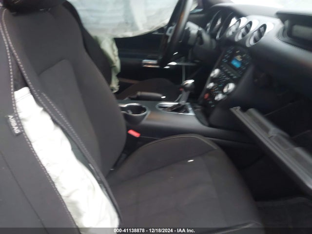 Ford Mustang Ecoboost 2018 1FA6P8TH8J5180649 Image 5