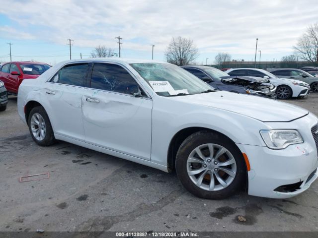 2C3CCAAG8FH781252 Chrysler 300 Limited