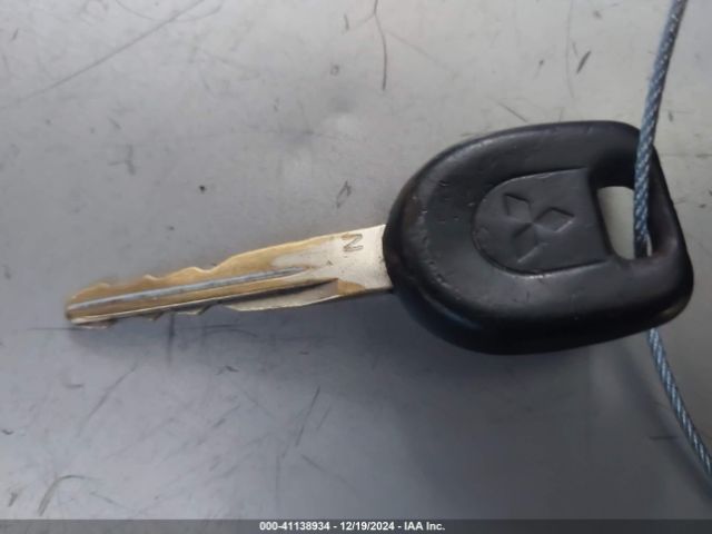2004 MITSUBISHI ENDEAVOR 4A4MM31S64E018138 Photo 10