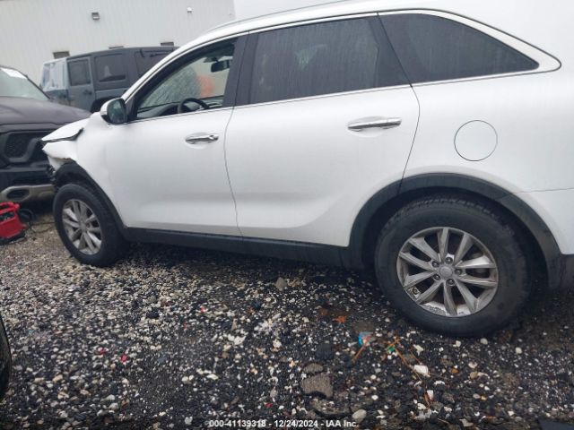 5XYPG4A35HG259258 KIA Sorento 2.4l Lx
