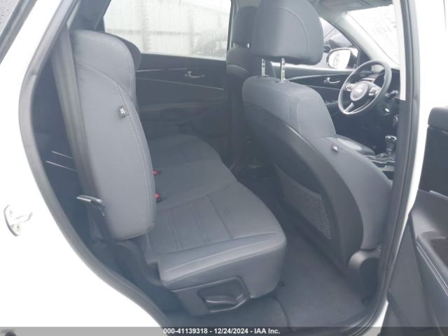 5XYPG4A35HG259258 KIA Sorento 2.4l Lx