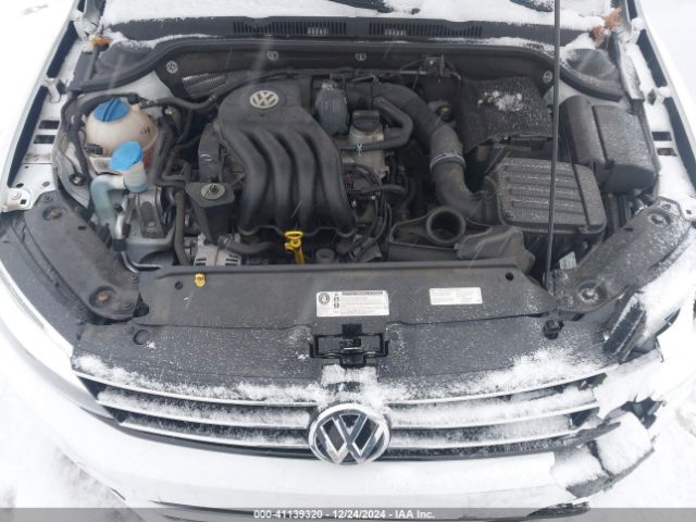 3VW2K7AJ8FM280112 Volkswagen Jetta 2.0l S