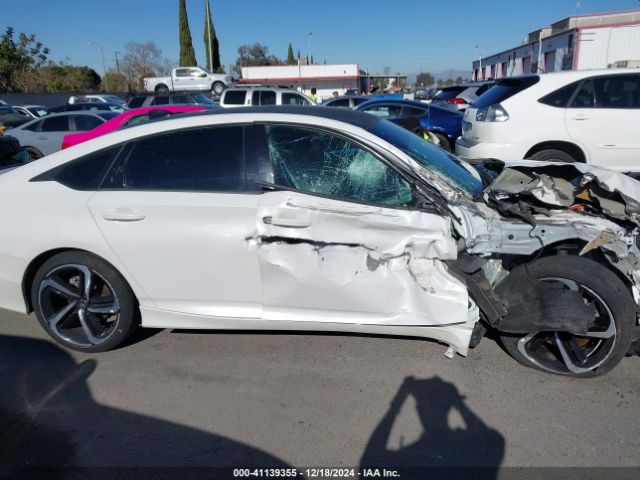 1HGCV3F22NA010623 Honda Accord Hybrid Sport