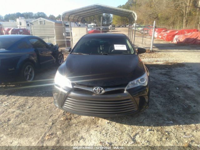 4T1BF1FK3FU025137 Toyota CAMRY SE