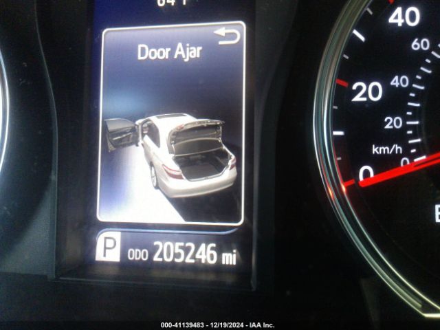 4T1BF1FK3FU025137 Toyota CAMRY SE
