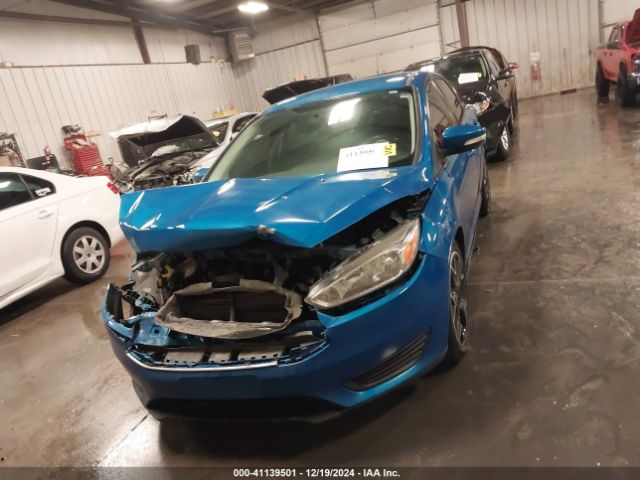 1FADP3K23FL261715 Ford FOCUS SE