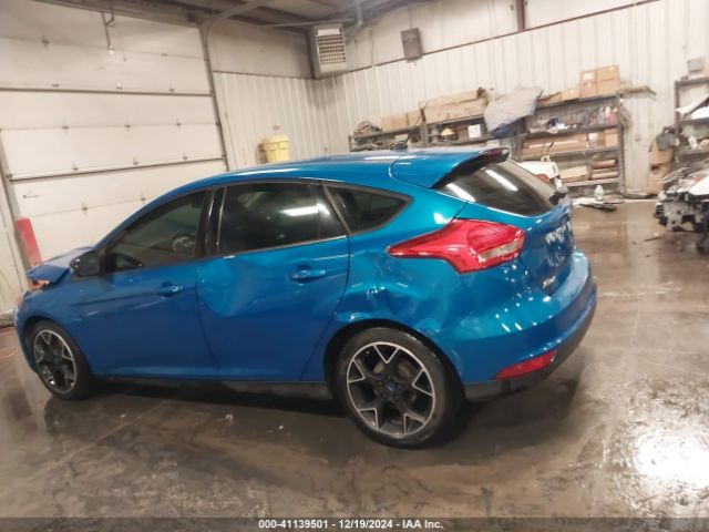 1FADP3K23FL261715 Ford FOCUS SE