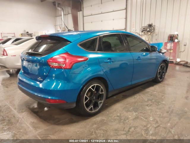 1FADP3K23FL261715 Ford FOCUS SE