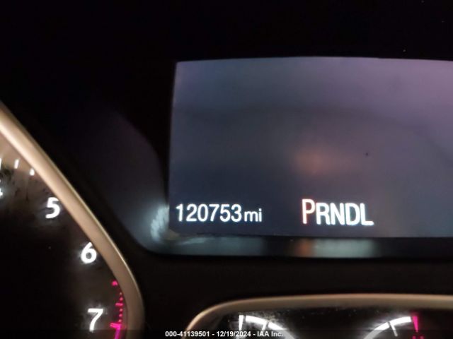 1FADP3K23FL261715 Ford FOCUS SE