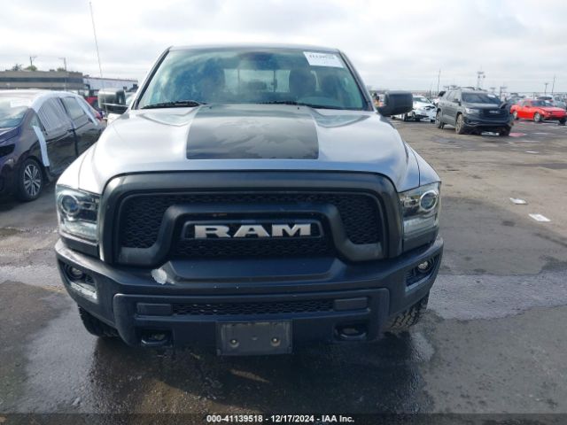 1C6RR6GG5KS636852 RAM 1500 Classic Warlock  4x2 6'4 Box