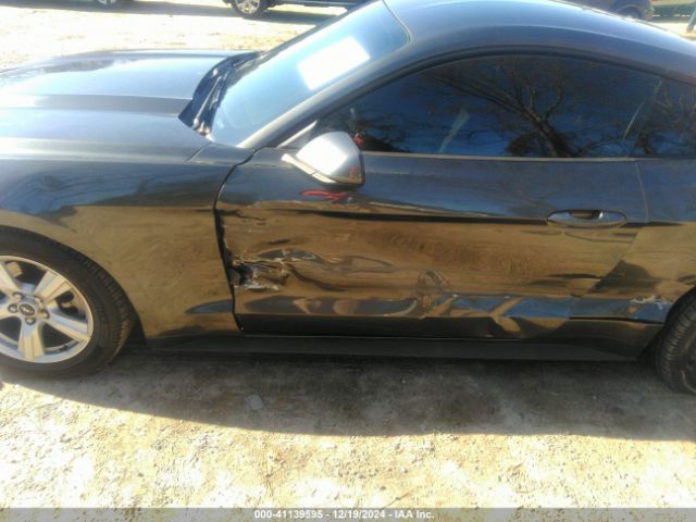 1FA6P8AM1F5398987 Ford Mustang V6