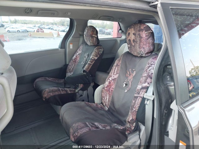 Toyota Sienna L 7 Passenger 2017 5TDZZ3DCXHS778141 Image 8