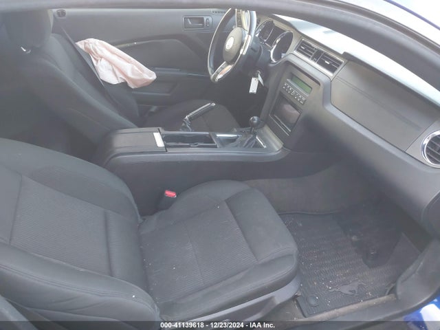 Ford Mustang V6 2014 1ZVBP8AM0E5256358 Image 5