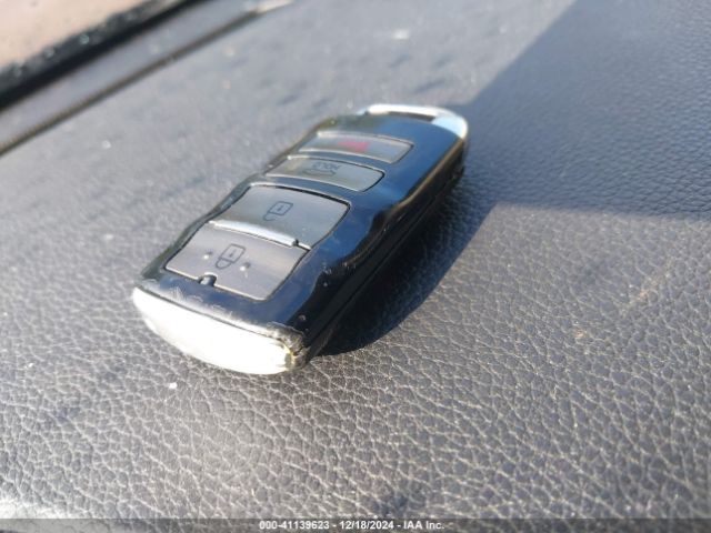 KNALN4D77E5155052 KIA Cadenza Limited