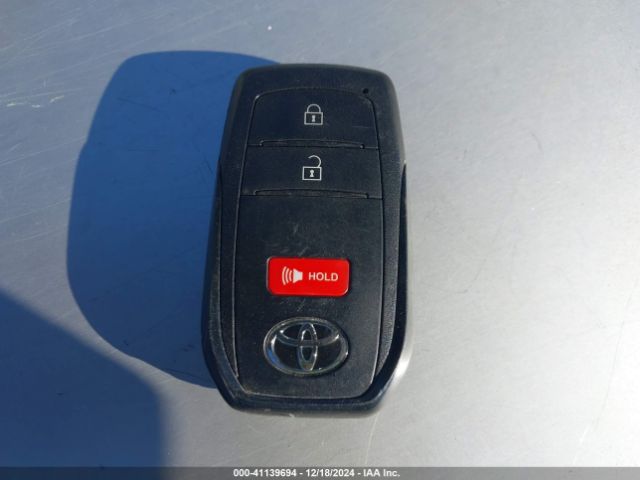 JTDACAAU0P3013309 Toyota Prius Le