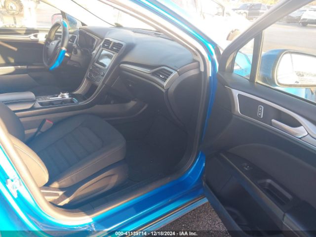 3FA6P0HD1LR172593 Ford FUSION SE