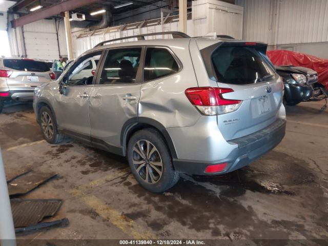2020 SUBARU FORESTER JF2SKASC6LH531338 Photo 2