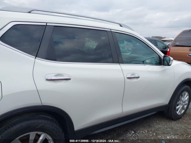 5N1AT2MV6LC716946 Nissan Rogue S Intelligent Awd